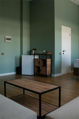 Гостевой дом Августин Абрау-Дюрсо Улучшенный трехместный номер с балконом-9