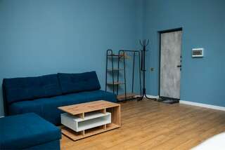 Гостевой дом Августин Абрау-Дюрсо Улучшенный трехместный номер с балконом-13