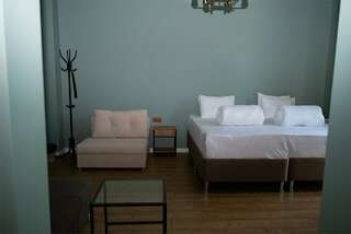 Гостевой дом Августин Абрау-Дюрсо Улучшенный трехместный номер с балконом-15